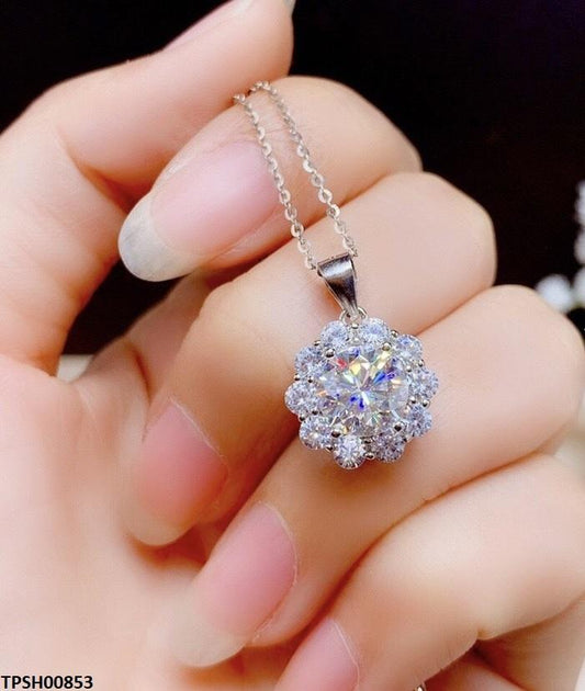 TPSH00853  KRL Flower ZIRCON Stone Pendant - TPSH