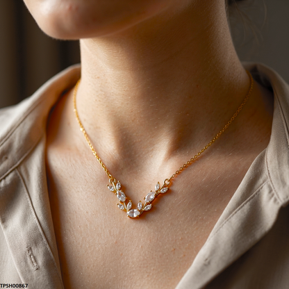 TPSH00867 MSJ Tulip Leaf White Stone Pendant With Chain - TPSH