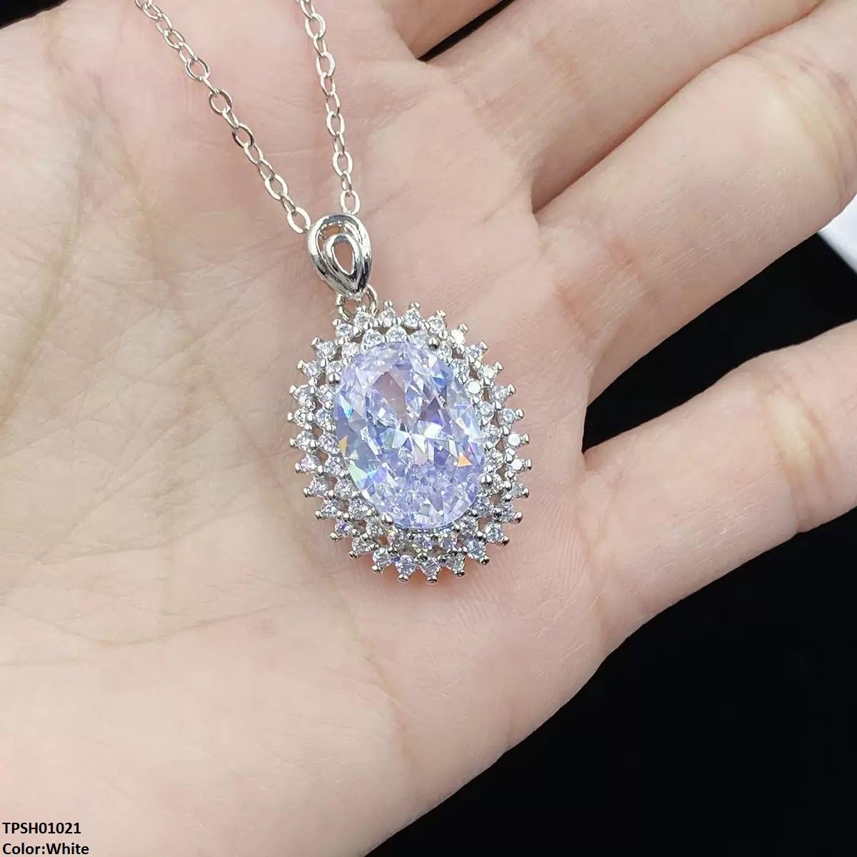 TPSH01021  KRLOval ZIRCON Stone Pendant - TPSH