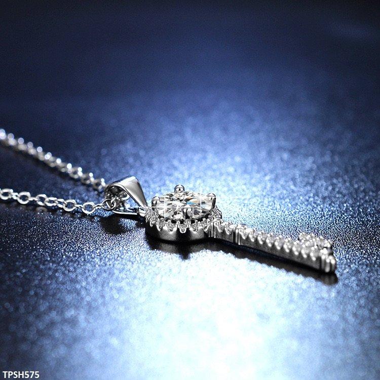 TPSH575 ZFQ Key Style Pendant