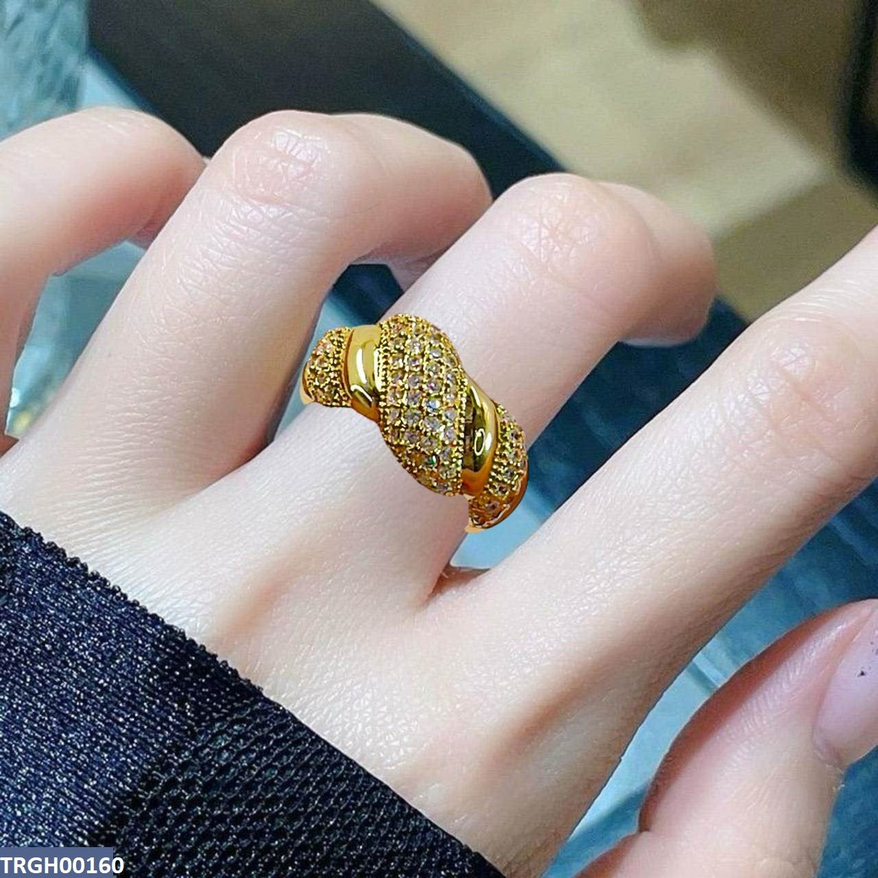 TRGH00160 CJD Twisted Ring Adjustable - TRGH