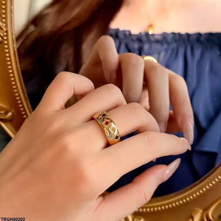 TRGH00202 CJD Round Multi Stone Ring - TRGH