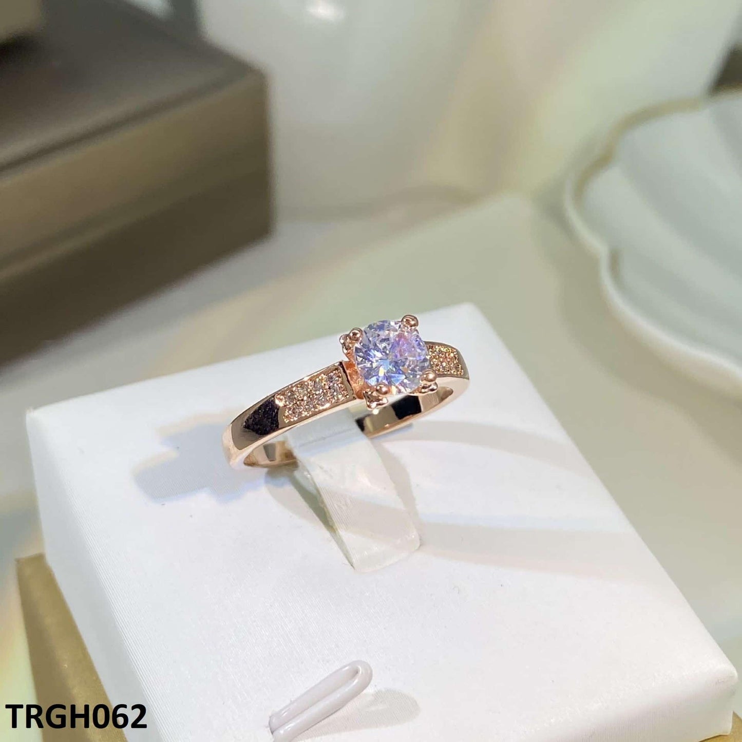 TRGH062 KYC Cathedral Ring