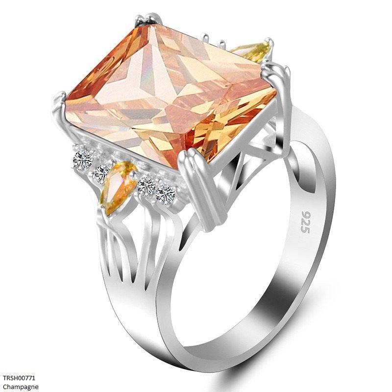 TRSH00771 GWH Square Stone Ring -TRSH