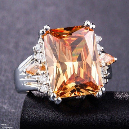 TRSH00771 GWH Square Stone Ring -TRSH