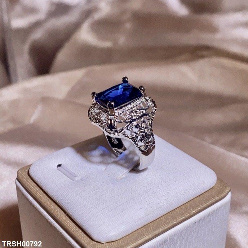 TRSH00792 KYC Square Ring - TRSH