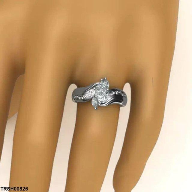 TRSH00826 YLE Marquise Round Ring - TRSH