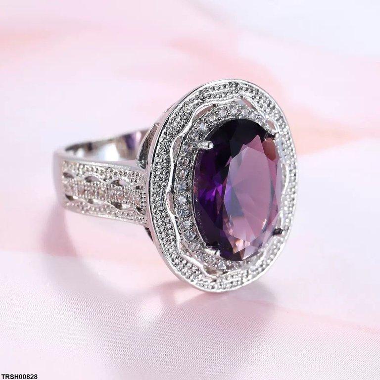 TRSH00828 YLE Oval Stone Ring - TRSH