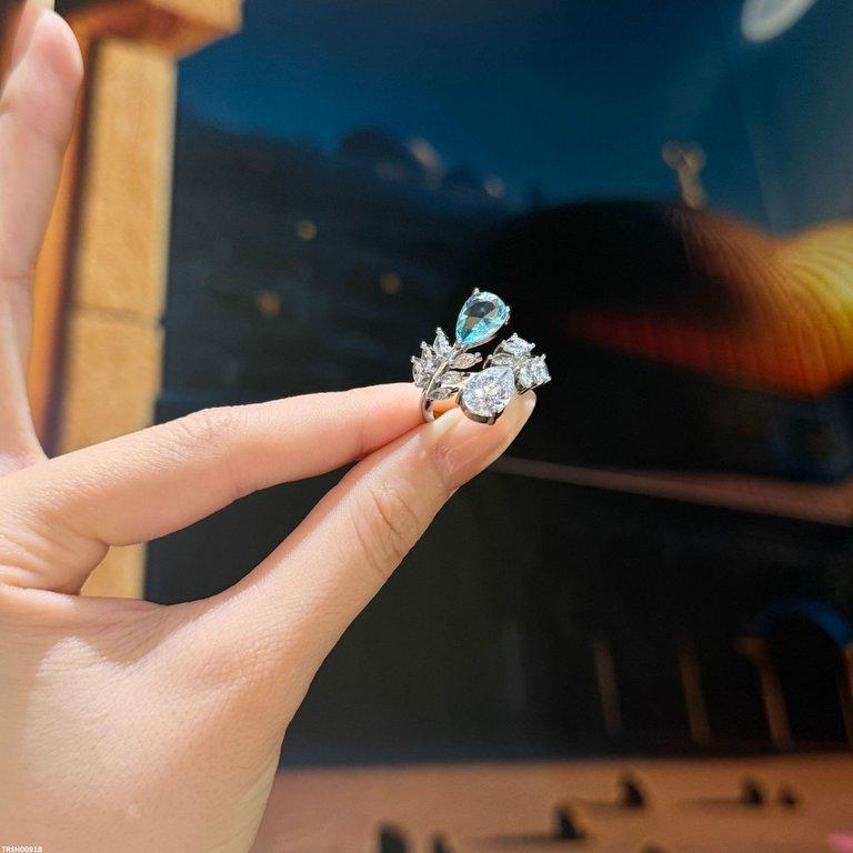 TRSH00918 CJD Double Tear/Leaf  Ring Adjustable - TRSH