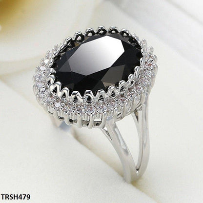 TRSH479 YLE Oval Ring