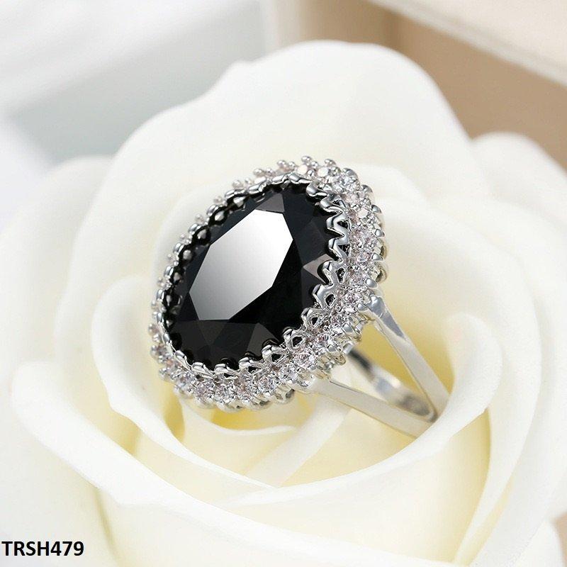 TRSH479 YLE Oval Ring