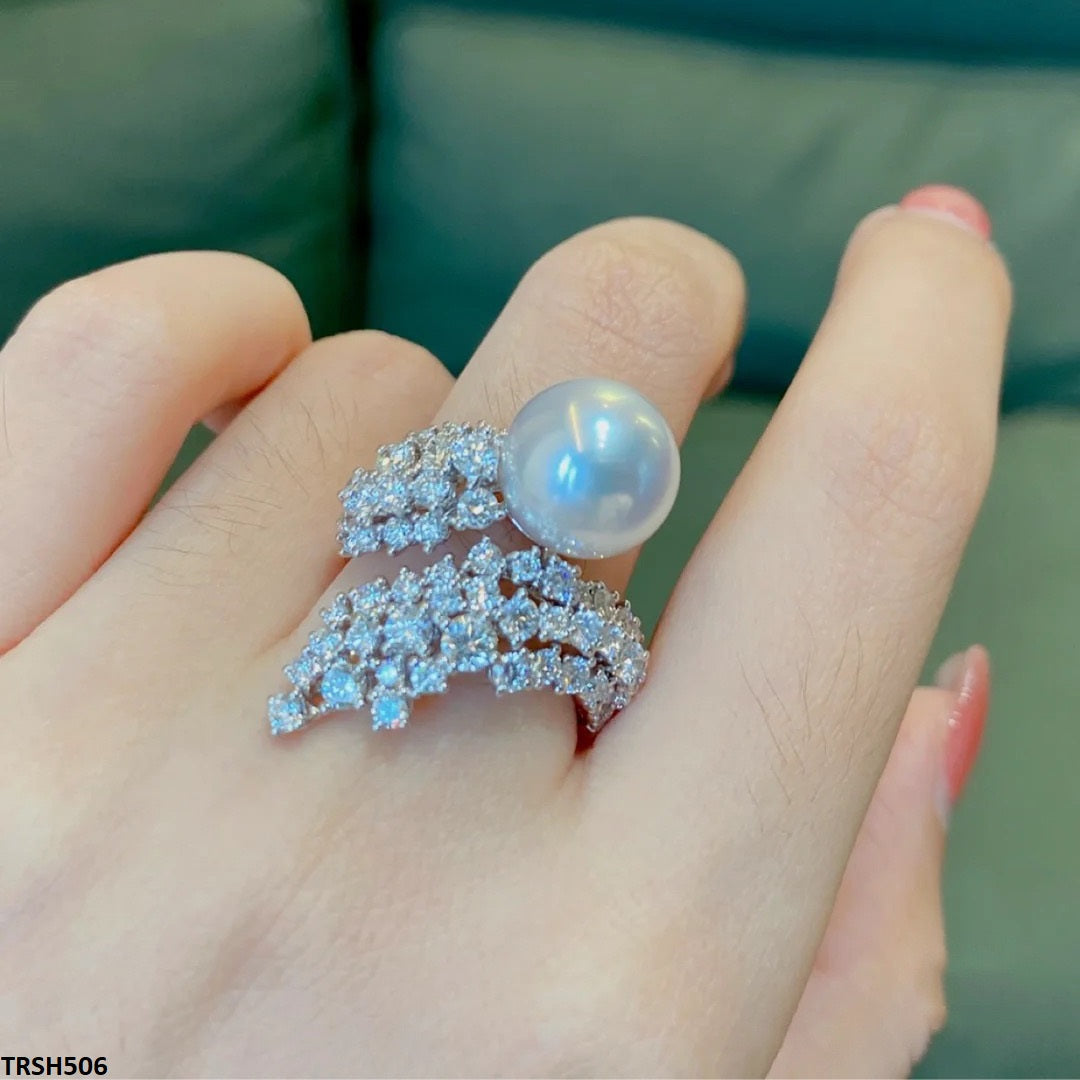 TRSH506 CJD Imp Silver/Pearl Adjustable Ring