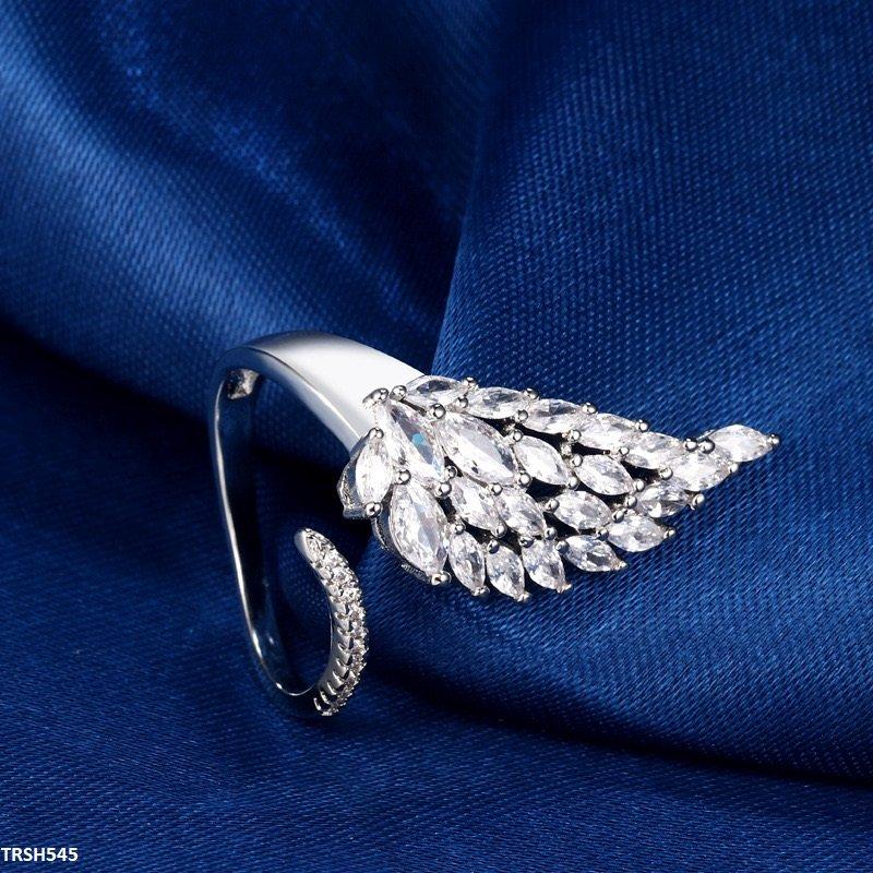 TRSH545 CLJ Imp Leaf Ring Adjustable