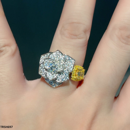 TRSH697 KRL Flower Ring Adjustable