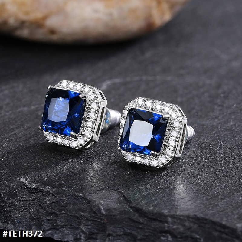 TETH372 CSH Square Stud Zircon Pair