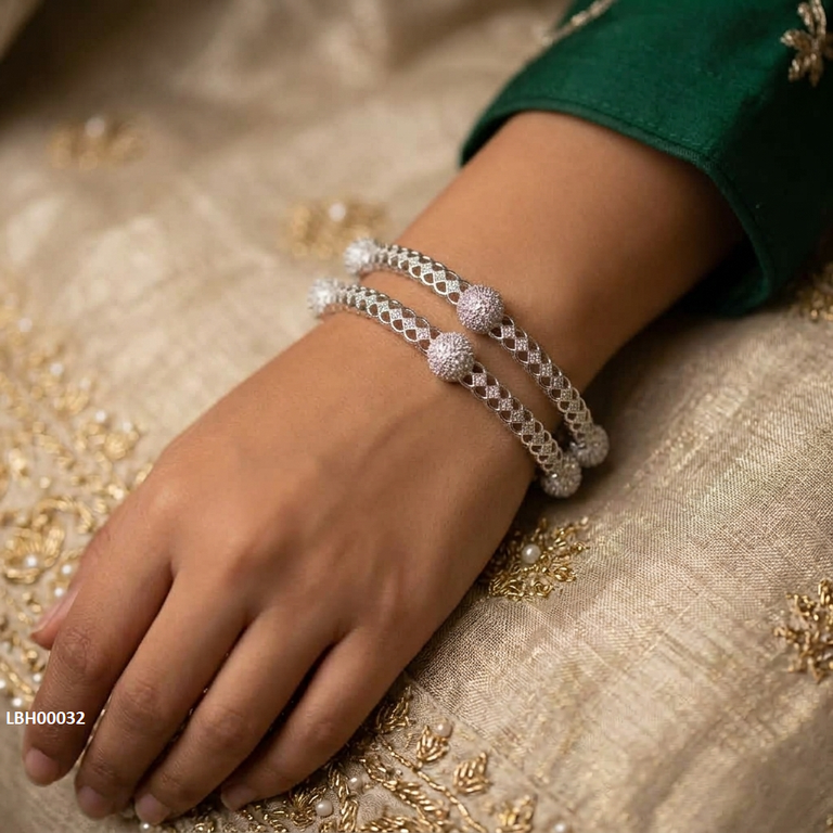 LBH00032 ANI Square Round Bangles Set- LBH