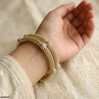 LBH00026 ANI Round Stone Bangles Set- LBH