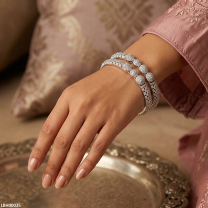 LBH00035 ANI Round Stone Bangles Set- LBH