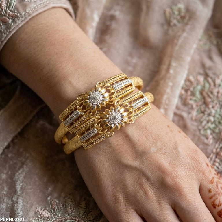 PBRH00221 MZM Flower  Bracelet - PBRH