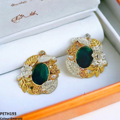 PETH193 SDQ Painted Oval-Leaf Tops Pair