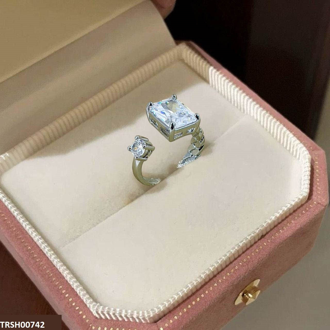 TRSH00742 CJD Square Ring Adjustable - TRSH