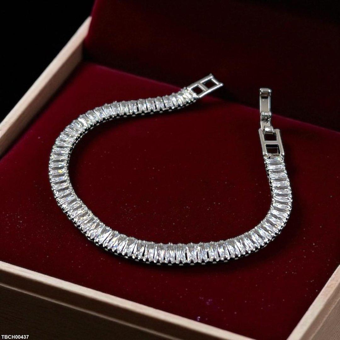 TBCH00437 BLX  Imp Link Rectangle Bracelet- TBCH