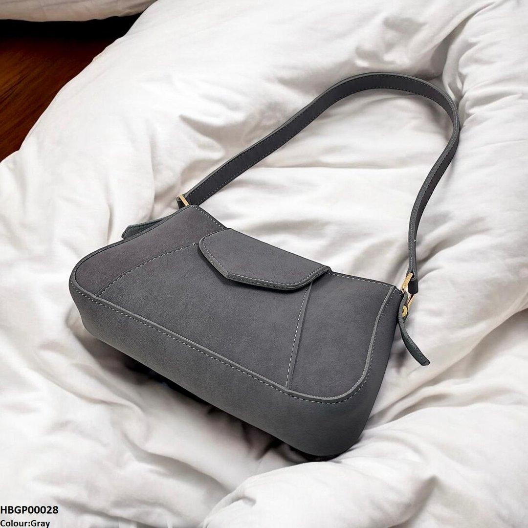HBGP00028 Aria Flap Armpit Ladies Handbag