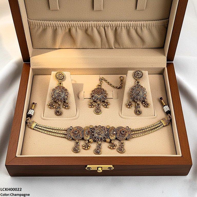 LCKH00022 ANI Tear Flower Choker Set - LCKH