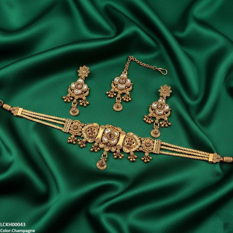 LCKH00043 ANI Flower Tear Drop Choker Set - LCKH