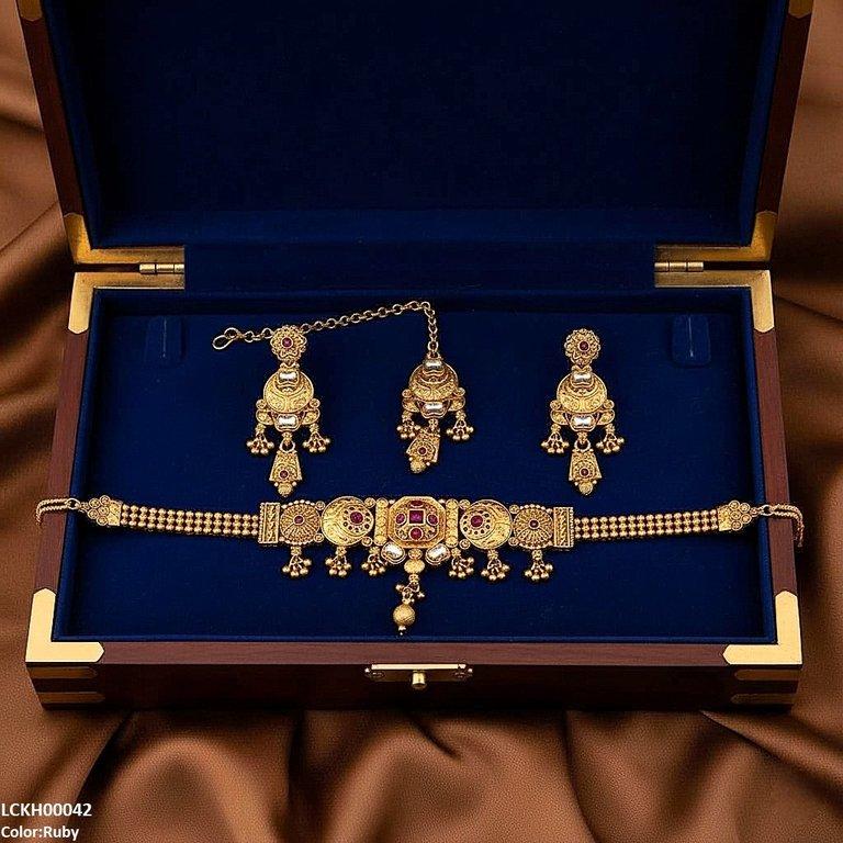 LCKH00042 ANI Moon Pearl Drop Choker Set - LCKH