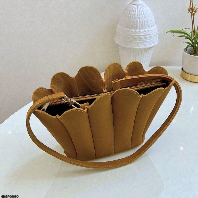 HBGP00090 Velvet Shell Ladies Handbag