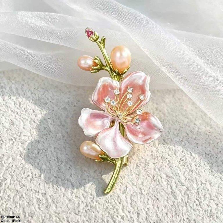 BRHH00144  XST Mongolia Flower Broach - BRHH