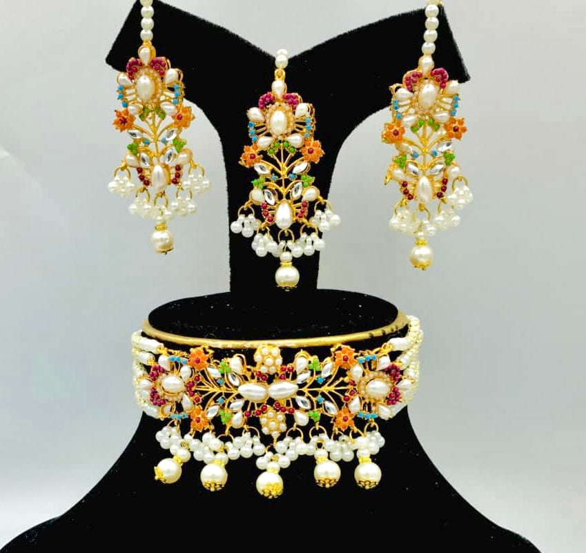 PCKH176 SDQ Flower Neck Choker Set