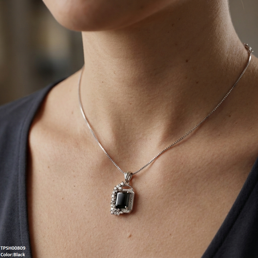 TPSH00809 MSJ   Leaf/Square Pendant - TPSH